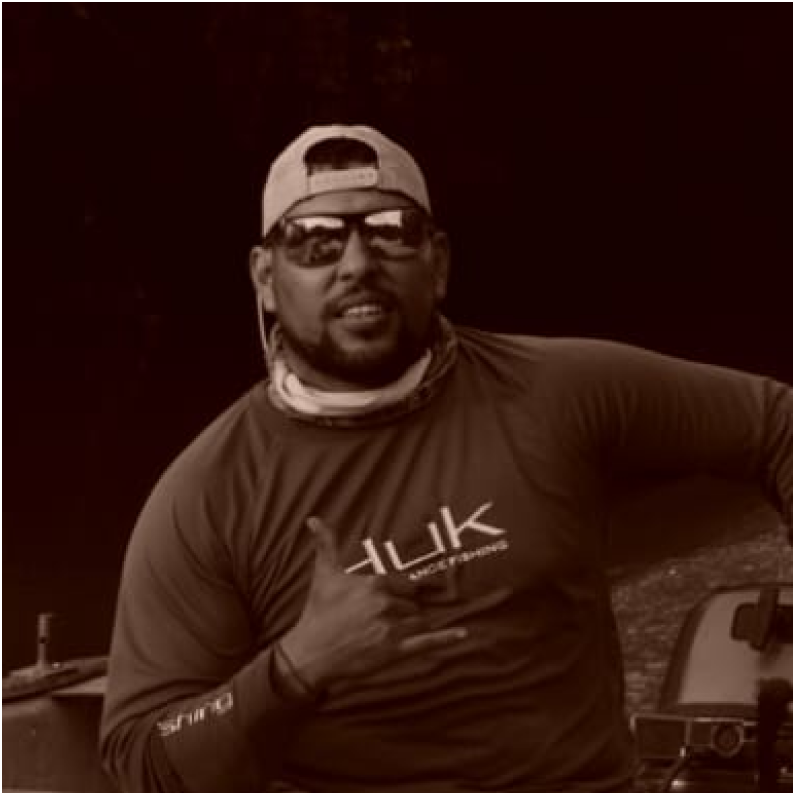 Barnaby “Chambita” Romero Hernández in the official Chocucos Tours team photograph.